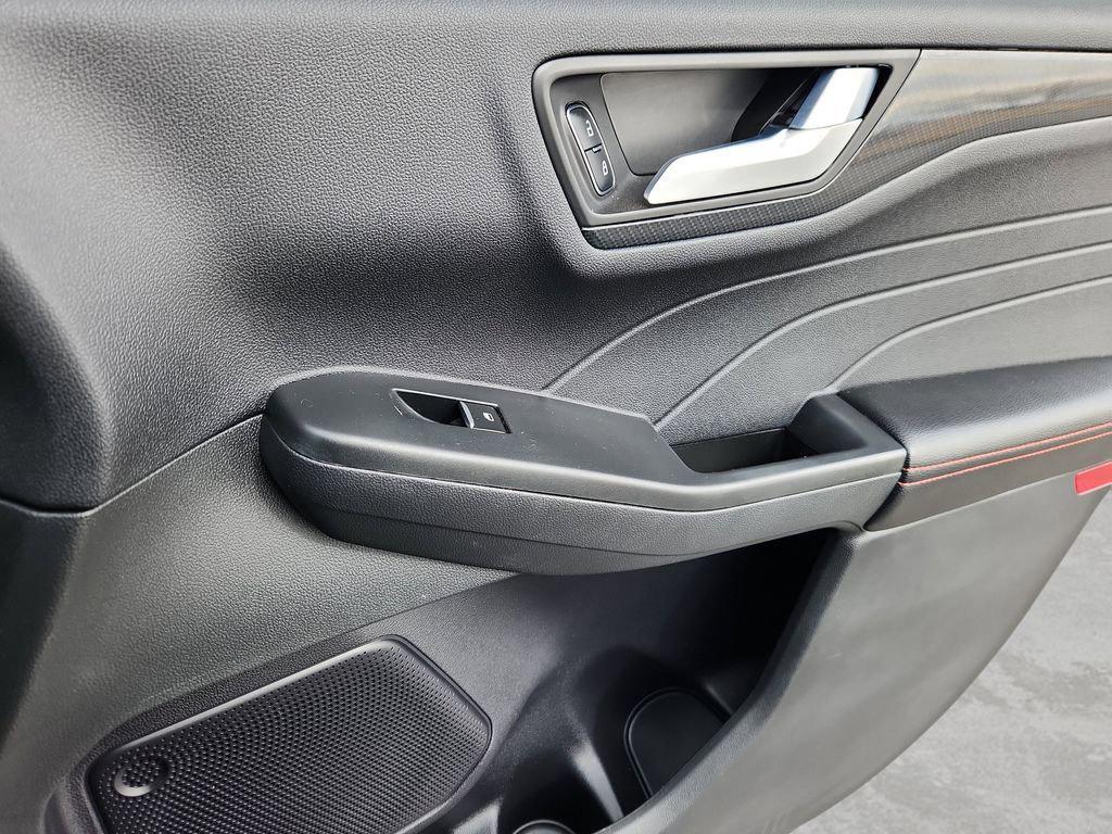 used 2023 Ford Escape car, priced at $18,999