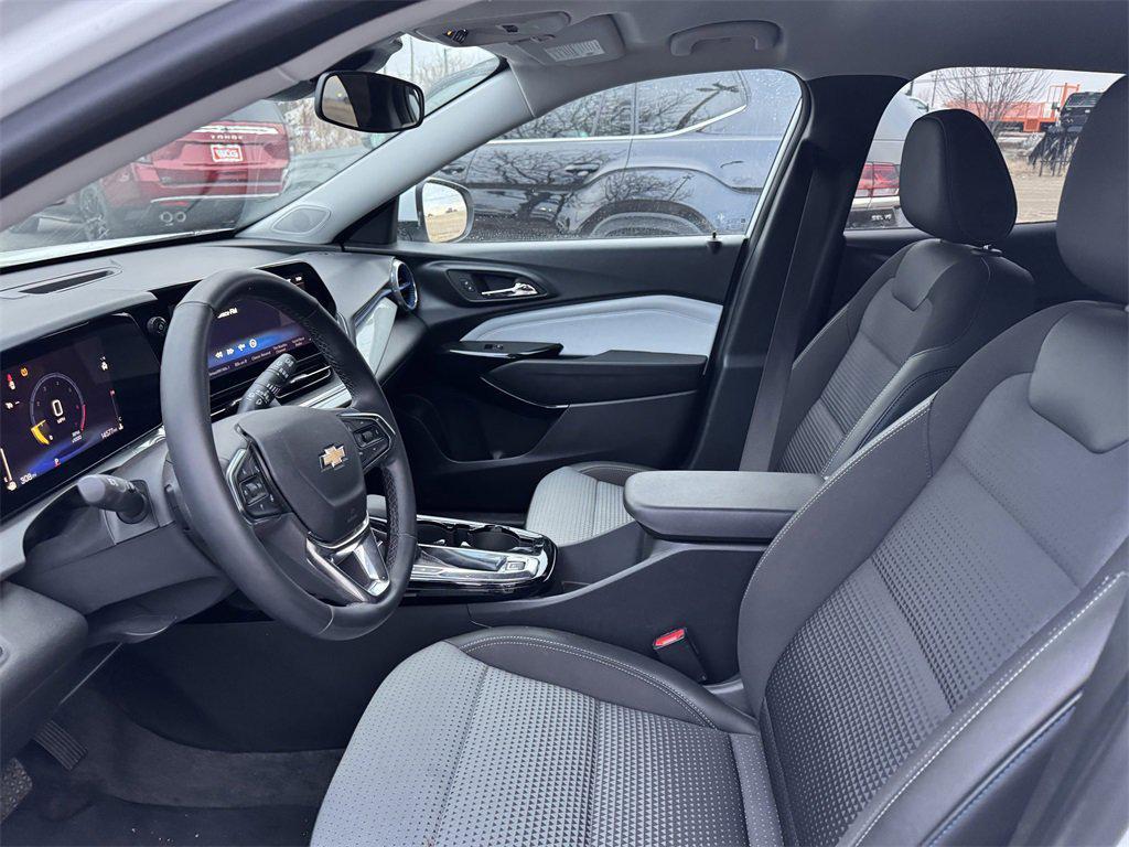 used 2025 Chevrolet Trax car, priced at $22,599