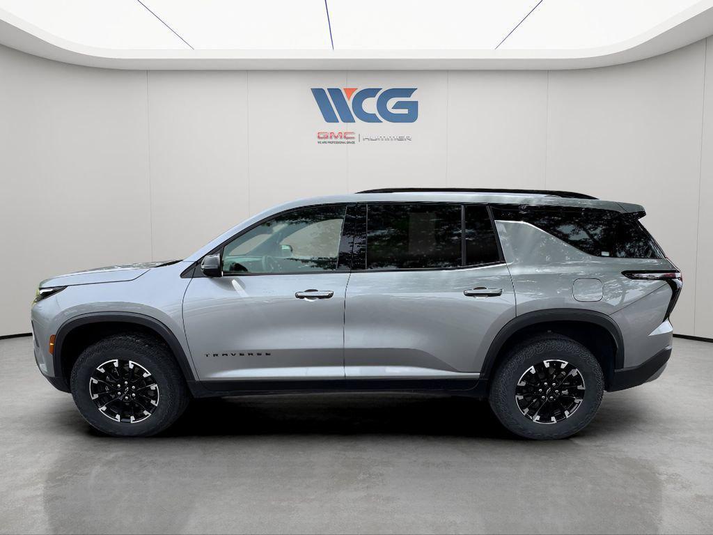used 2025 Chevrolet Traverse car, priced at $45,930