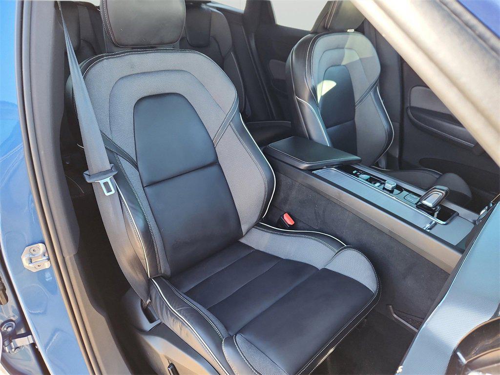 used 2021 Volvo XC60 Recharge Plug-In Hybrid car, priced at $30,499