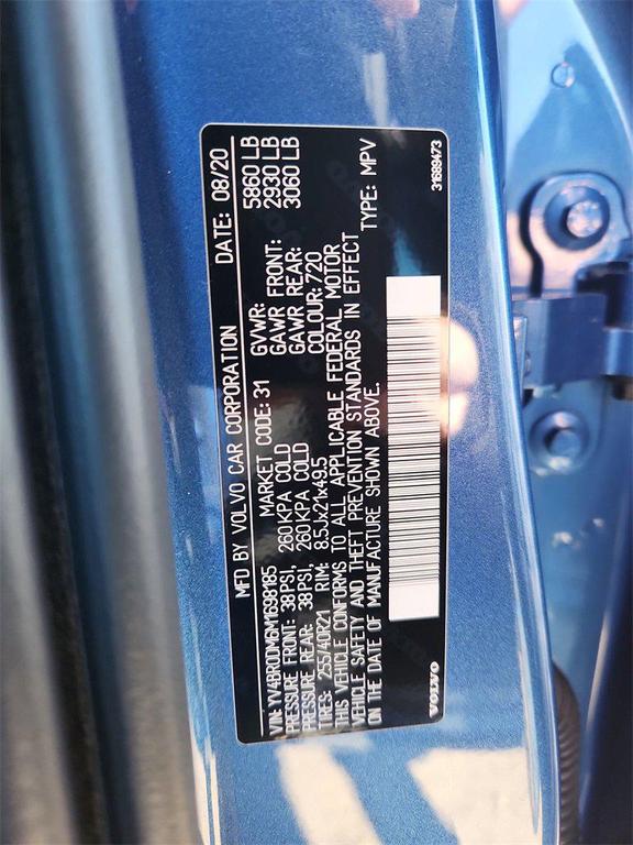 used 2021 Volvo XC60 Recharge Plug-In Hybrid car, priced at $30,499