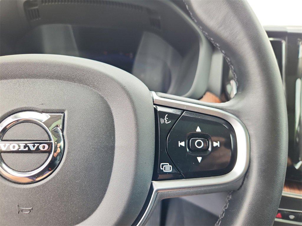 used 2023 Volvo XC60 car, priced at $29,599