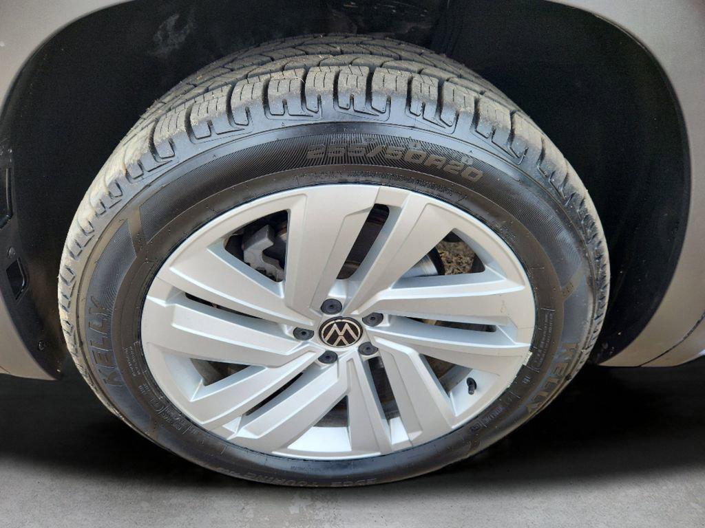 used 2021 Volkswagen Atlas car, priced at $26,299