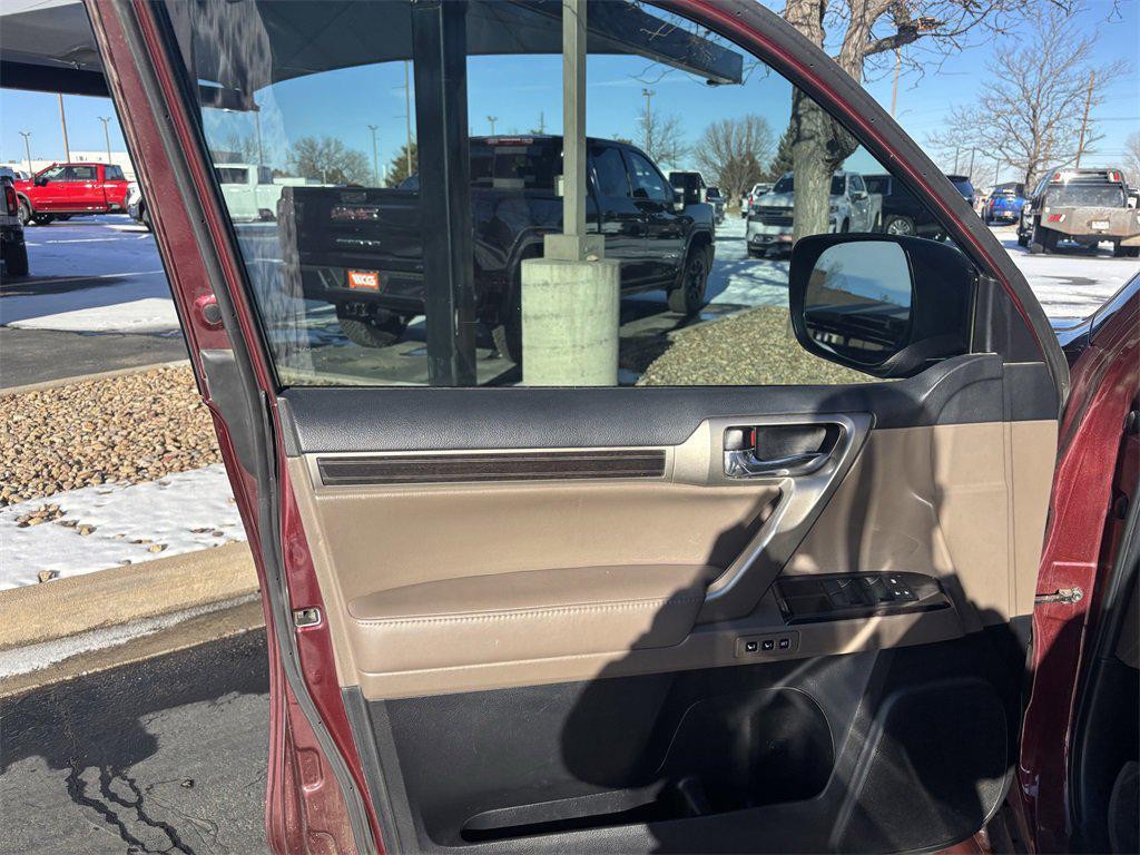 used 2020 Lexus GX 460 car, priced at $35,299