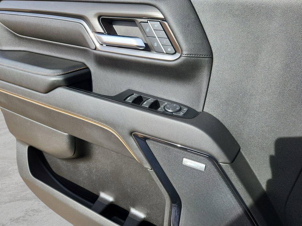 used 2024 GMC Sierra 2500 car, priced at $71,099