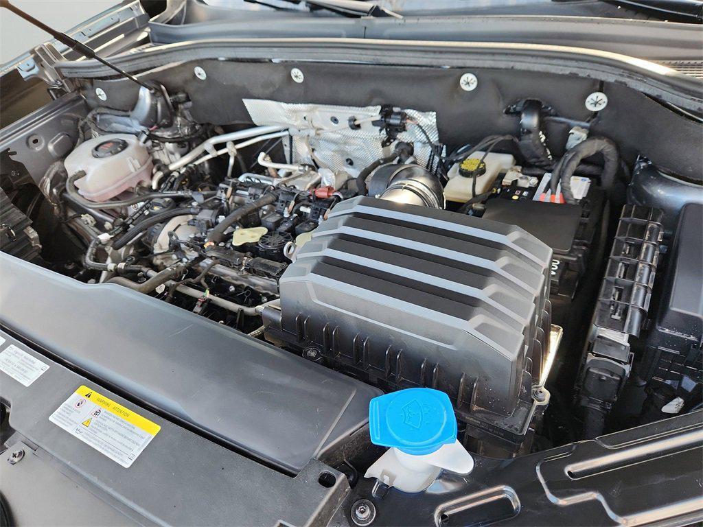used 2024 Volkswagen Atlas car, priced at $30,599