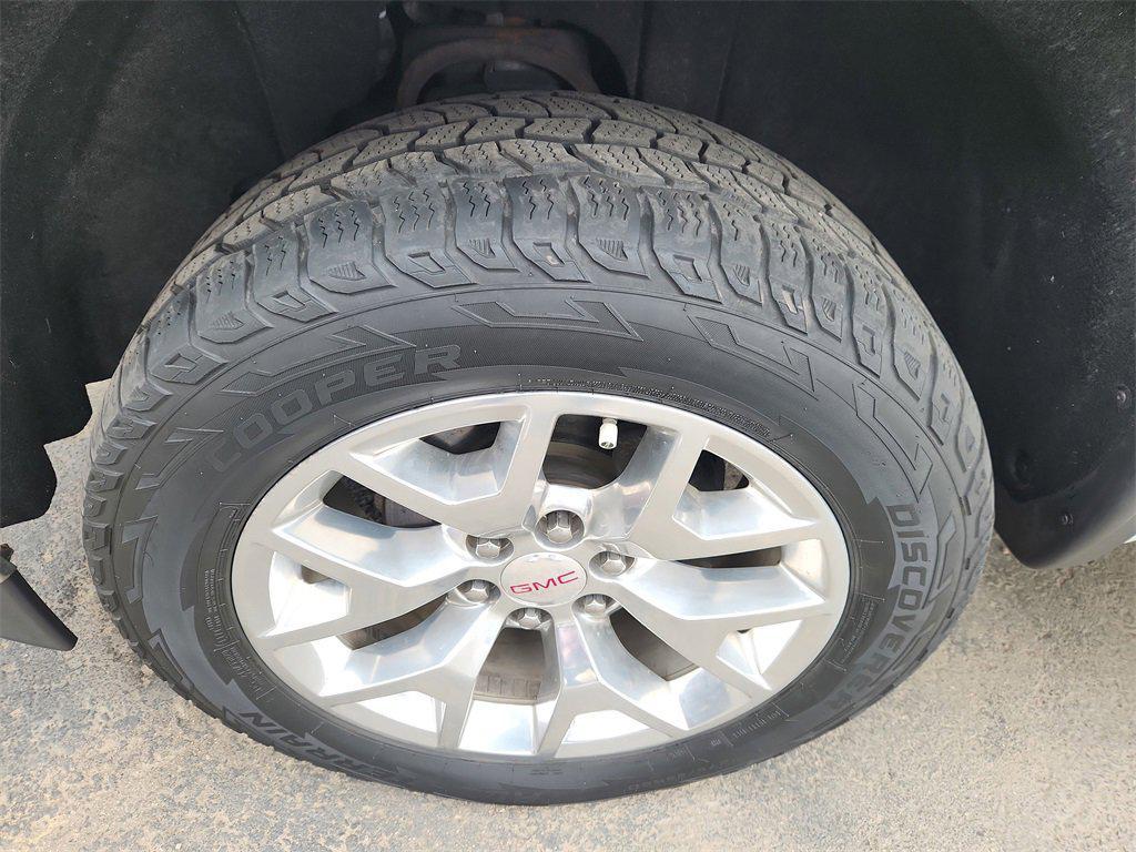 used 2018 GMC Sierra 1500 car, priced at $26,299