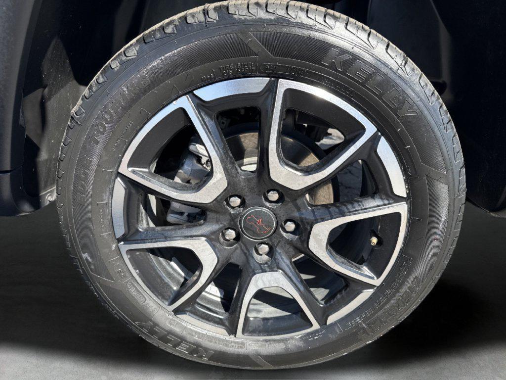 used 2025 Jeep Compass car, priced at $23,280