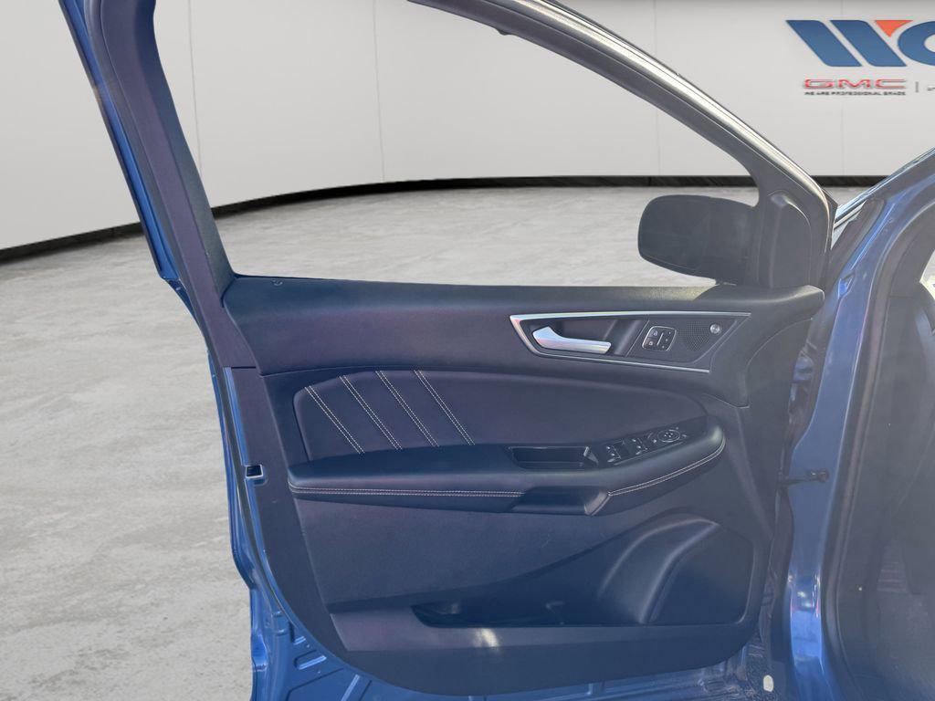 used 2019 Ford Edge car, priced at $19,000