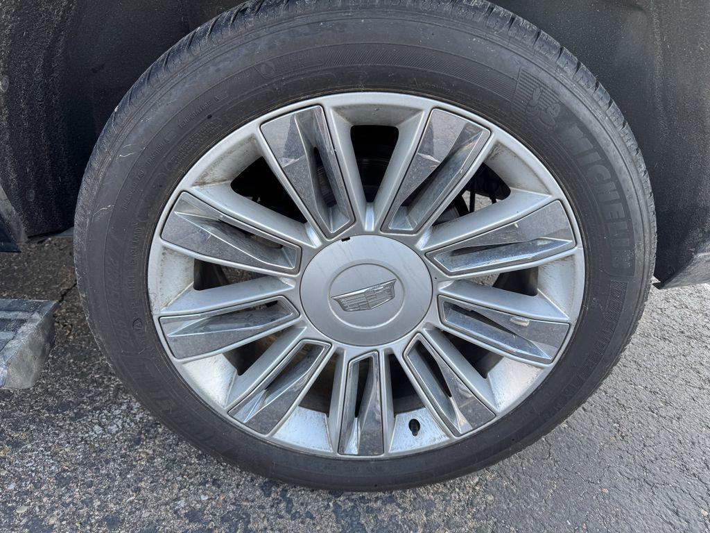 used 2017 Cadillac Escalade car, priced at $23,999