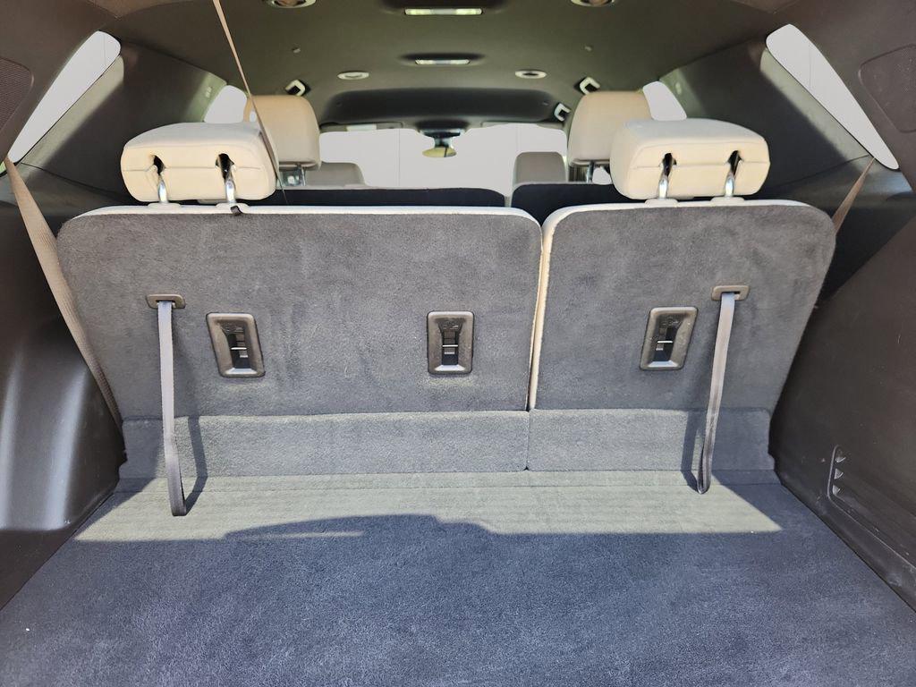 used 2022 Chevrolet Traverse car, priced at $24,292