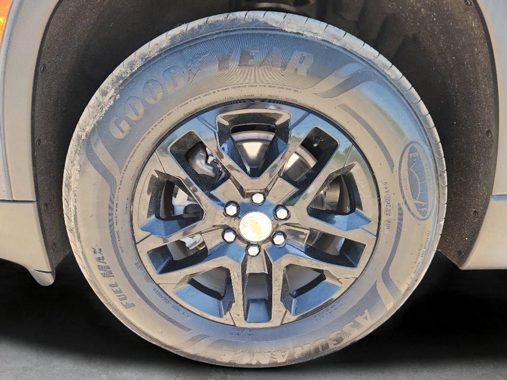used 2022 Chevrolet Traverse car, priced at $24,292