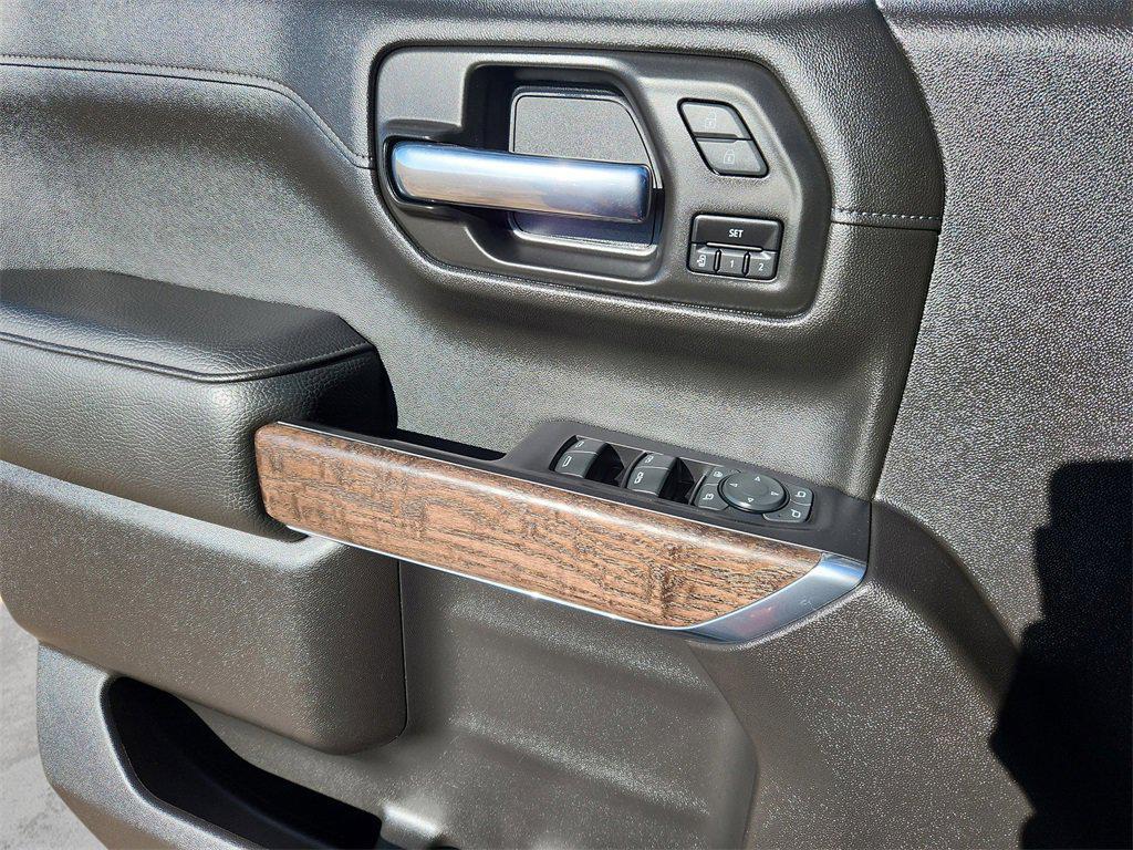 used 2021 GMC Sierra 1500 car, priced at $40,499