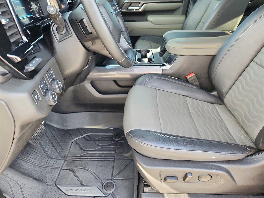 used 2025 Chevrolet Silverado 2500 car, priced at $77,999