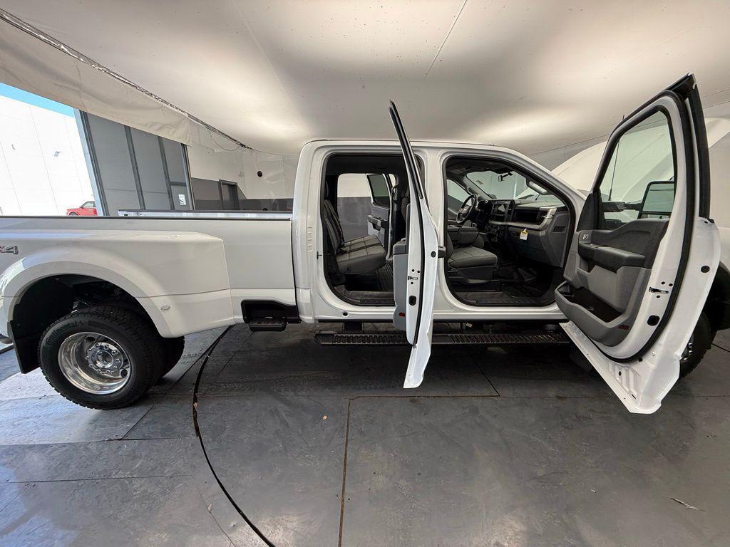 new 2026 Ford F-450 car, priced at $77,395