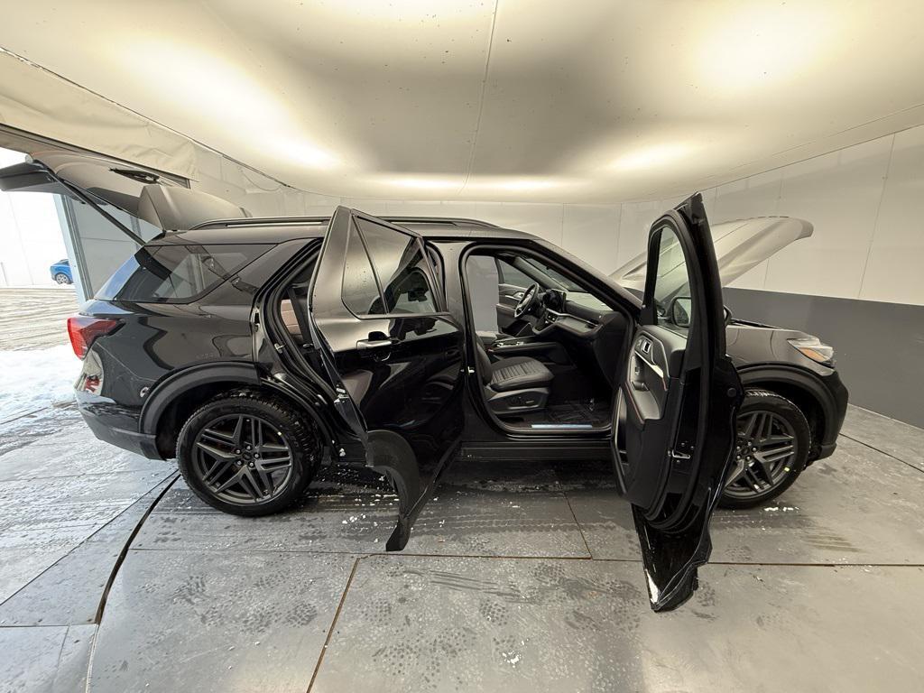 new 2026 Ford Explorer car, priced at $52,566
