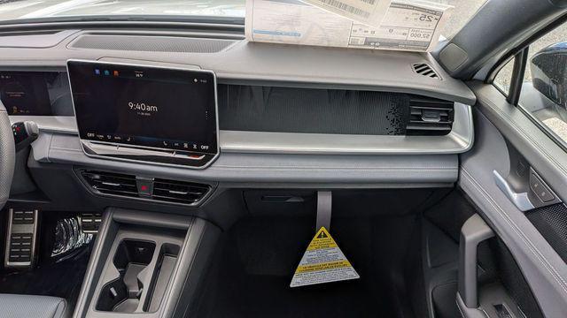 new 2026 Volkswagen Tiguan car, priced at $38,402