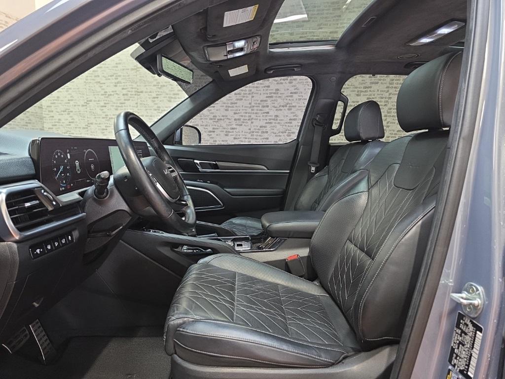 used 2023 Kia Telluride car, priced at $32,379