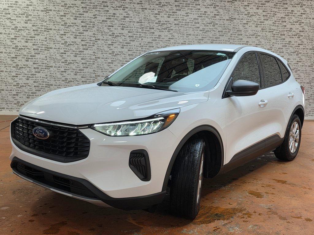 used 2025 Ford Escape car, priced at $20,966