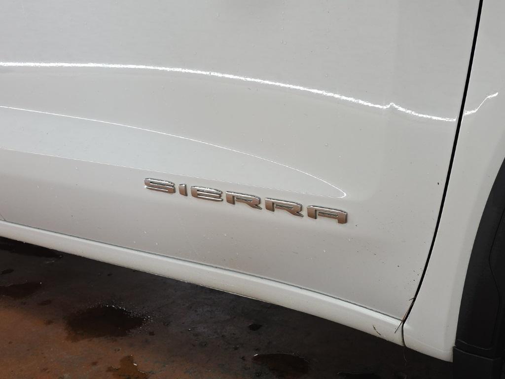 used 2022 GMC Sierra 1500 car, priced at $30,914
