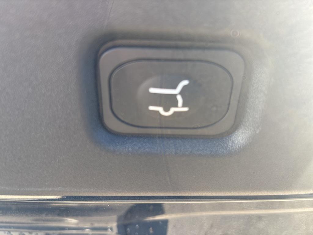 new 2026 Ford Expedition car, priced at $75,685