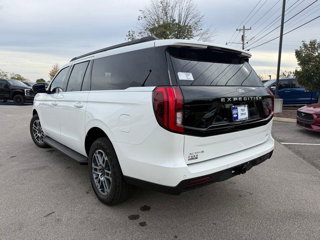 new 2025 Ford Expedition Max car, priced at $72,981