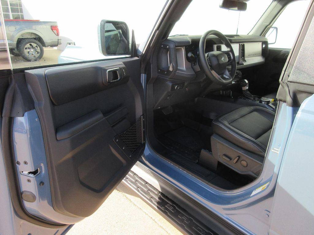 new 2025 Ford Bronco car