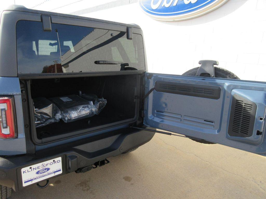 new 2025 Ford Bronco car