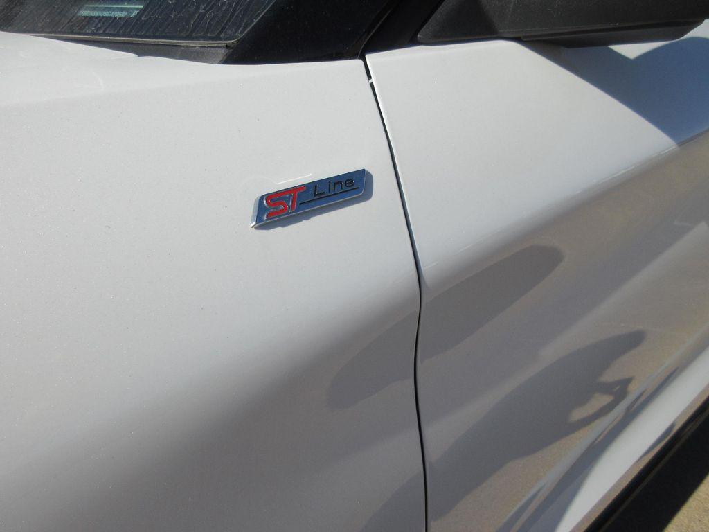 used 2025 Ford Explorer car, priced at $43,900