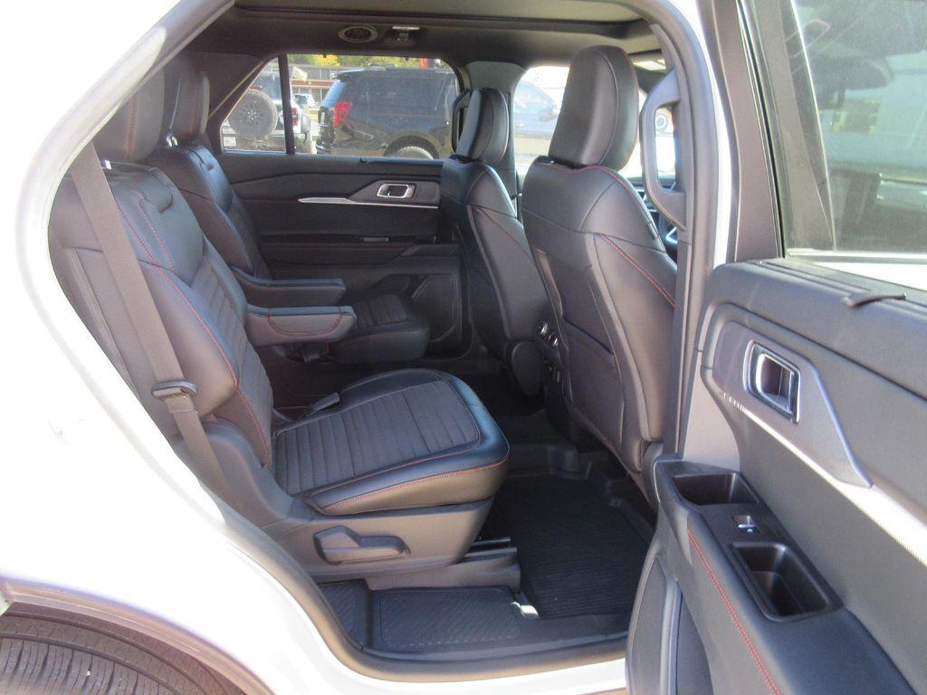 used 2025 Ford Explorer car, priced at $43,900