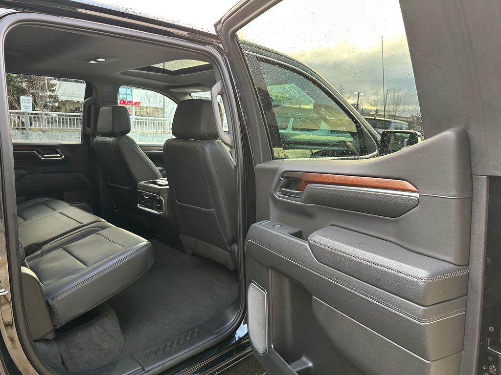 used 2024 GMC Sierra 1500 car, priced at $52,495