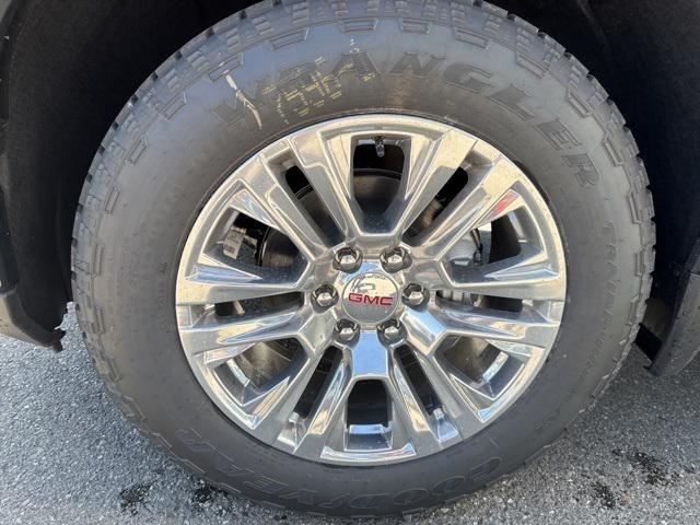 new 2025 GMC Sierra 1500 car, priced at $64,000