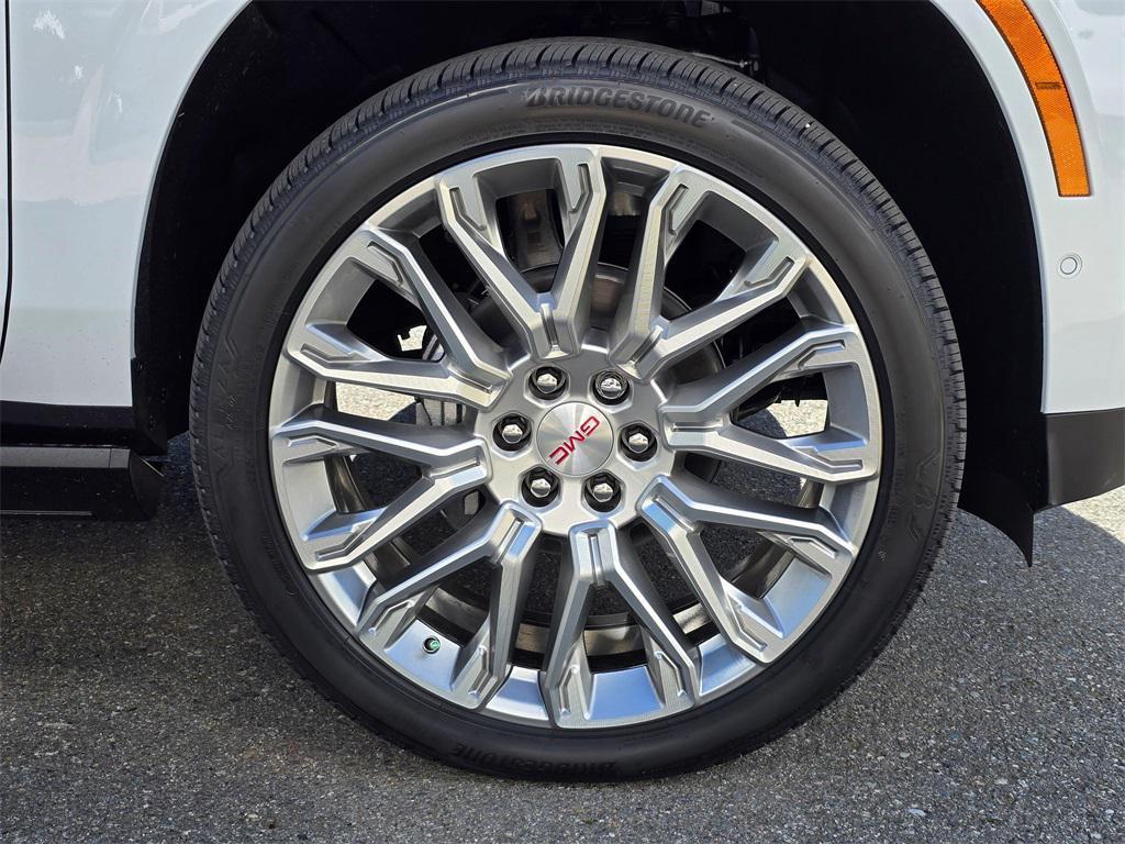 new 2026 GMC Yukon XL car, priced at $102,170