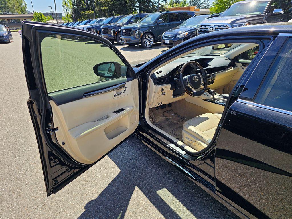 used 2014 Lexus ES 350 car, priced at $22,195