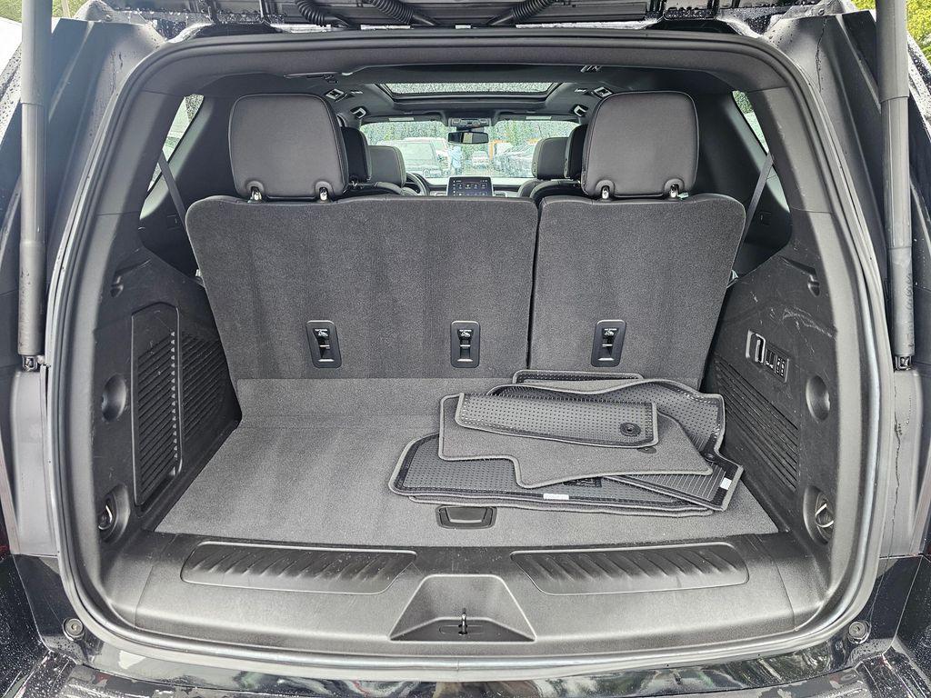 used 2023 GMC Yukon car, priced at $64,846