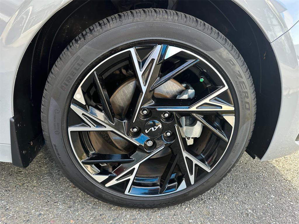 used 2025 Kia K5 car, priced at $27,497