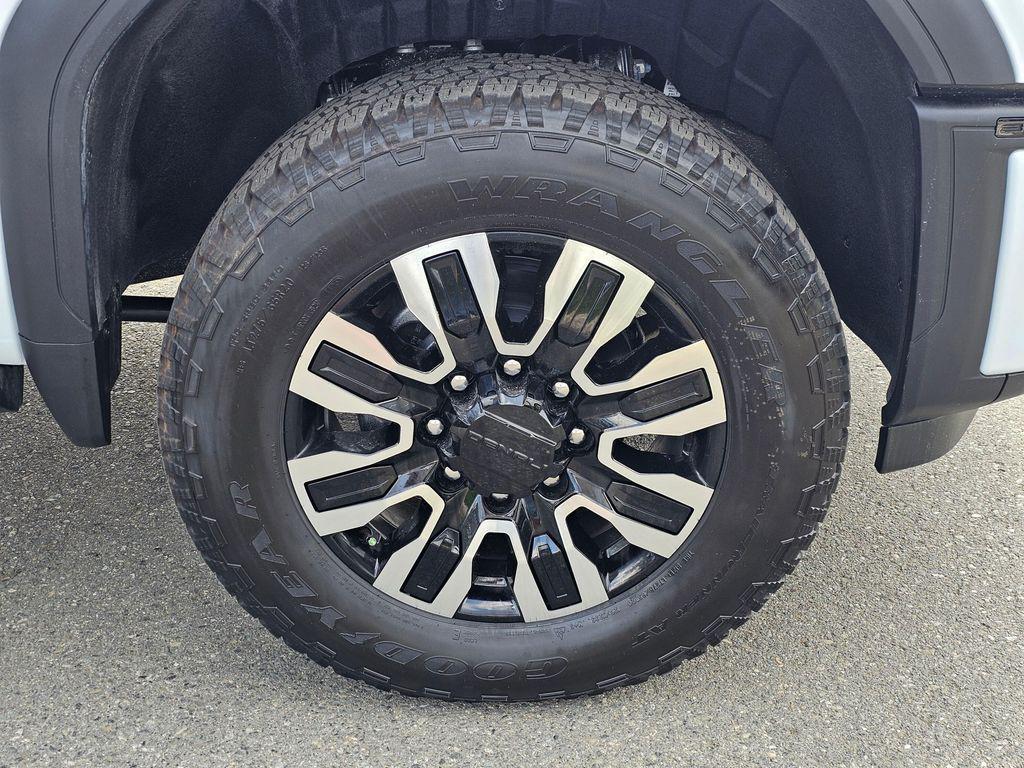 new 2026 GMC Sierra 3500 car, priced at $103,460
