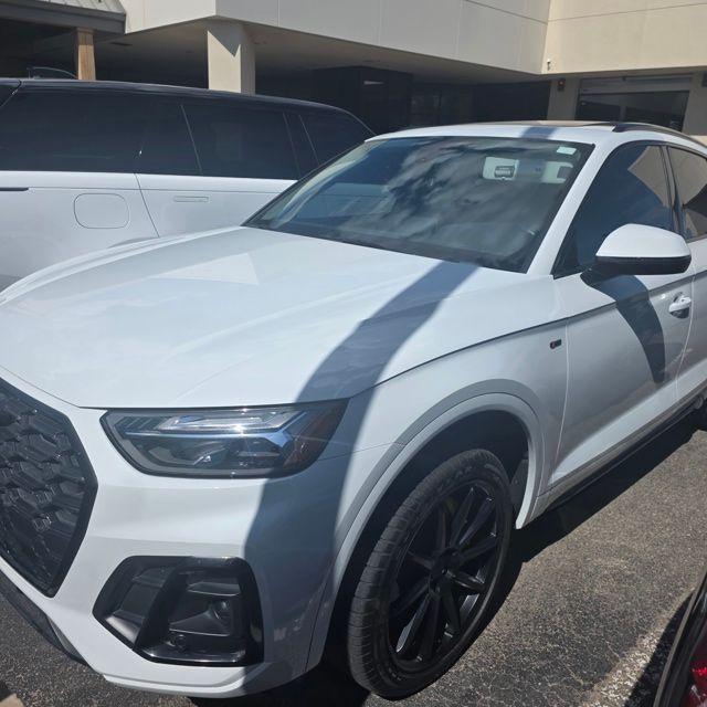 used 2023 Audi Q5 car, priced at $33,011