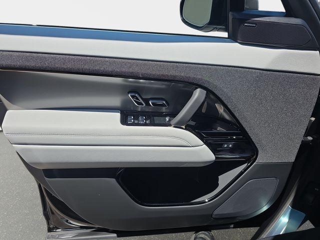 new 2026 Land Rover Range Rover Sport car, priced at $92,055