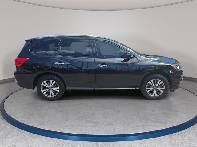 used 2018 Nissan Pathfinder car, priced at $9,785