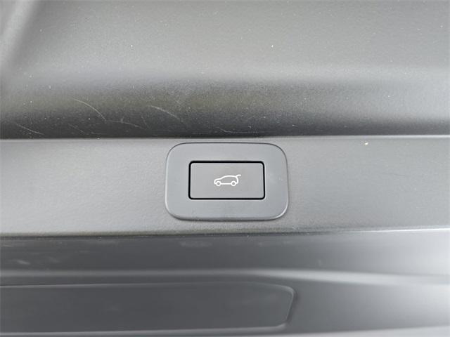 used 2025 Land Rover Range Rover car, priced at $134,999