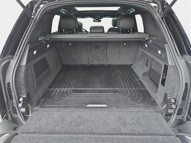 used 2025 Land Rover Range Rover car, priced at $134,999