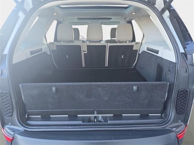 used 2020 Land Rover Discovery car, priced at $18,880