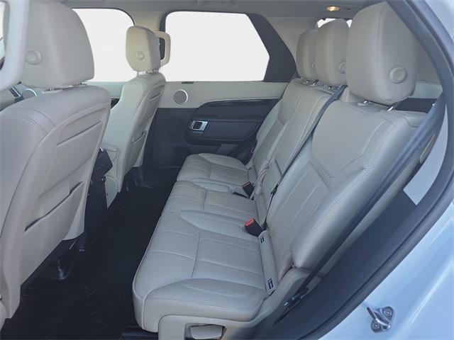 used 2020 Land Rover Discovery car, priced at $18,880