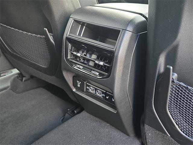 used 2024 Jeep Grand Cherokee car, priced at $29,990