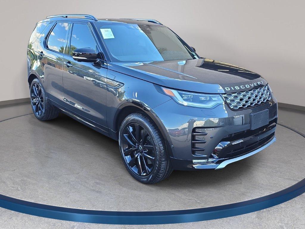 new 2026 Land Rover Discovery car, priced at $81,001