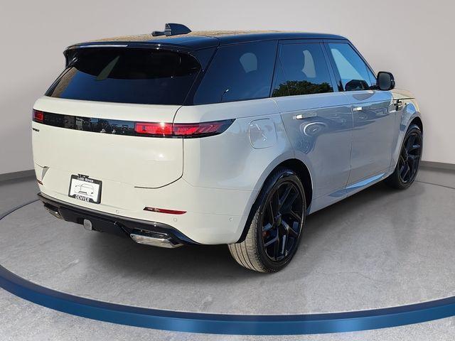new 2026 Land Rover Range Rover Sport car, priced at $135,655