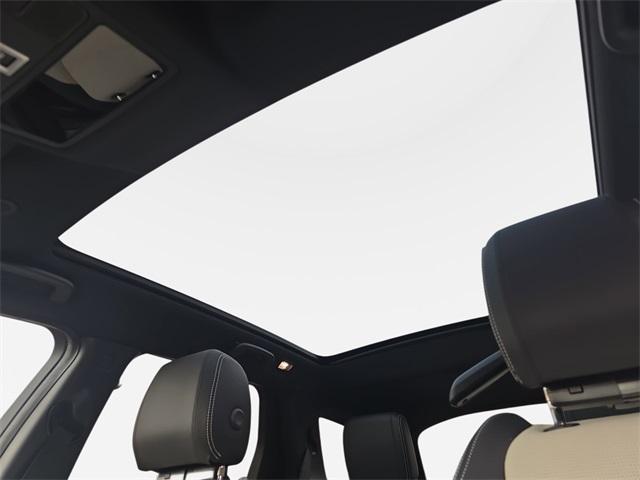 new 2025 Land Rover Discovery Sport car, priced at $60,053