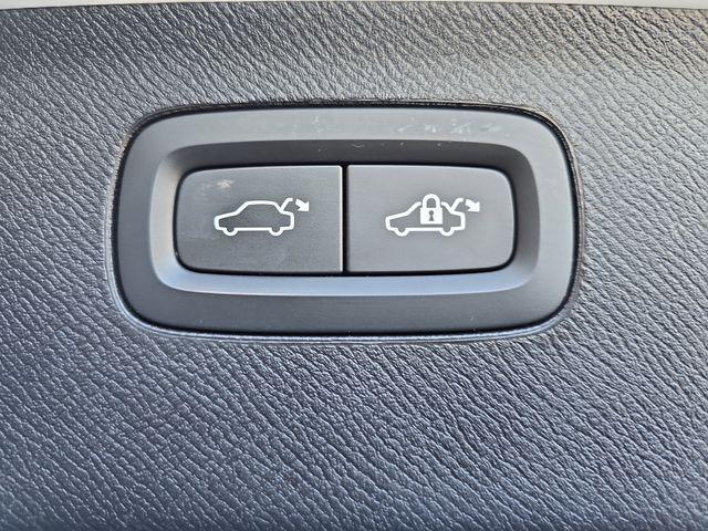 used 2024 Volvo XC90 Recharge Plug-In Hybrid car, priced at $48,989