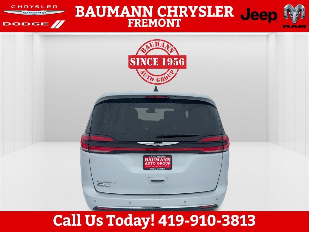 used 2024 Chrysler Pacifica car, priced at $27,750